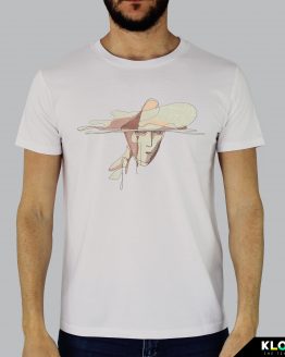 T-shirt da uomo indossata | Clouds | Stefania Albertino