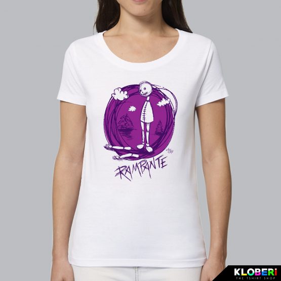 T-shirt da donna indossata | Rampante Viola | AryArt