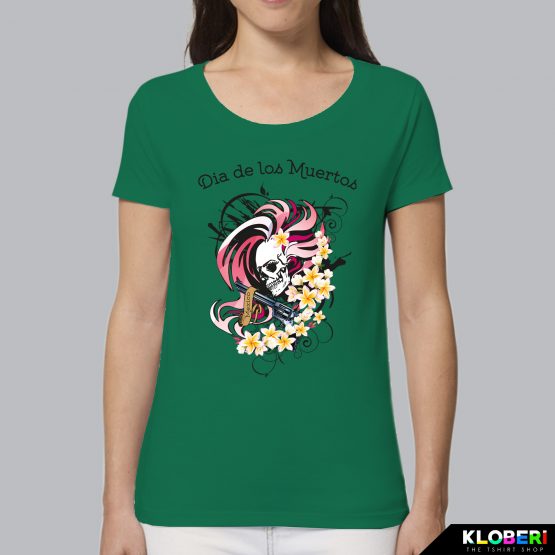 T-shirt da donna indossata | Revolver Verde | AryArt