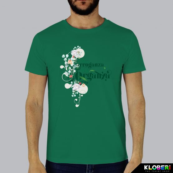 T-shirt da uomo indossata | Meno Arroganza Verde | AryArt