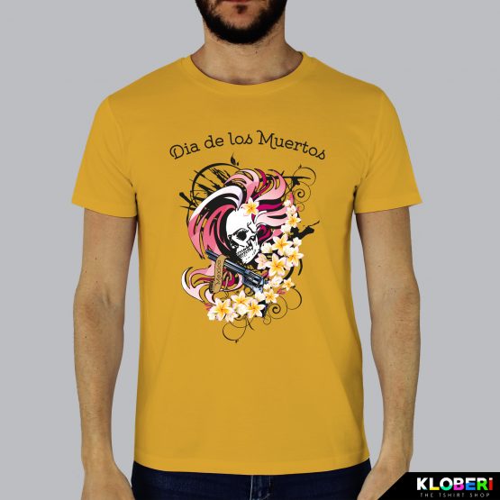 T-shirt da uomo indossata | Revolver Yellow | AryArt