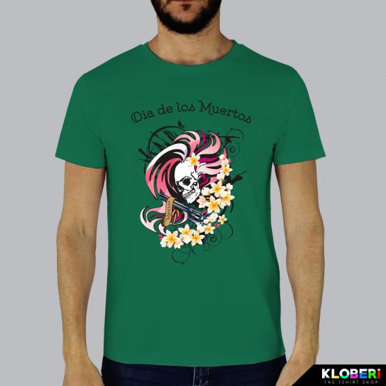 T-shirt da uomo indossata | Revolver Green | AryArt