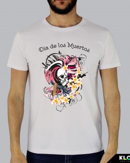 T-shirt da uomo indossata | Revolver Vintage White | AryArt