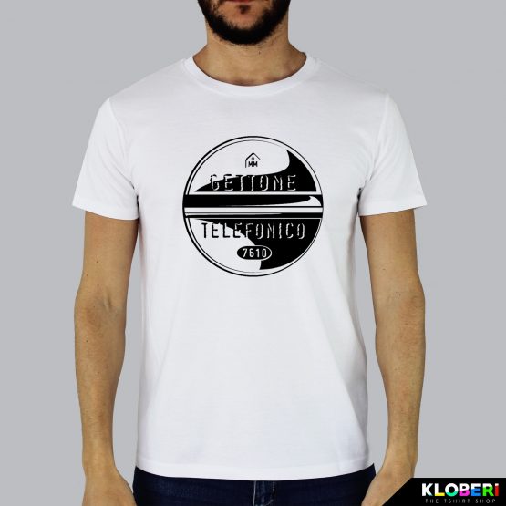 T-shirt da uomo indossata | Gettone | Fermoaguardare