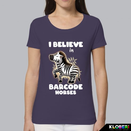 T-shirt da donna indossata | Barcode horse plum | Lambo design