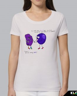 T-shirt da donna indossata | The Raisin Girl Vintage White | Martina Meduri