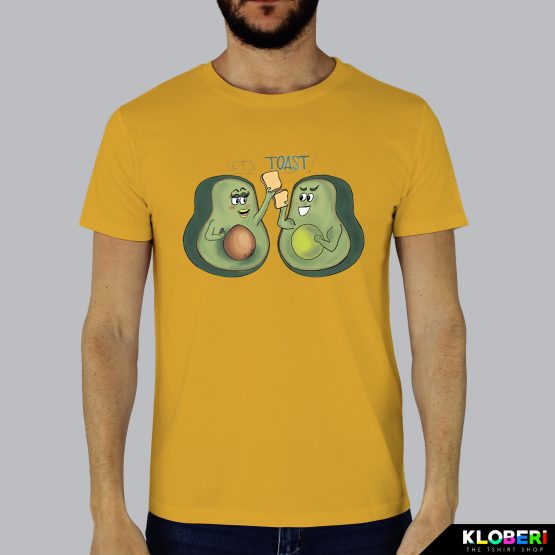 T-shirt da uomo indossata | Avocado toast Yellow | Martina Meduri