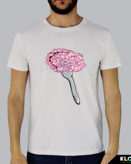 T-shirt da uomo indossata | Brain over binge Vintage White | Martina Meduri