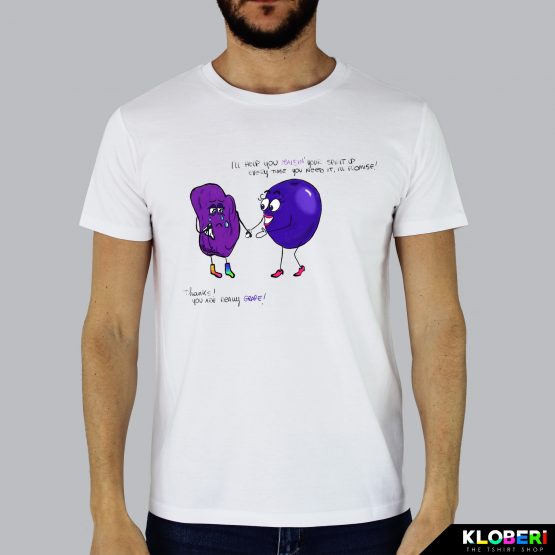 T-shirt da uomo indossata | The Raisin Girl White | Martina Meduri